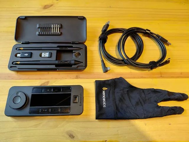 Mesa digitalizadora Xencelabs Medium Bundle V2 (garantia até 03/28) - Foto 2