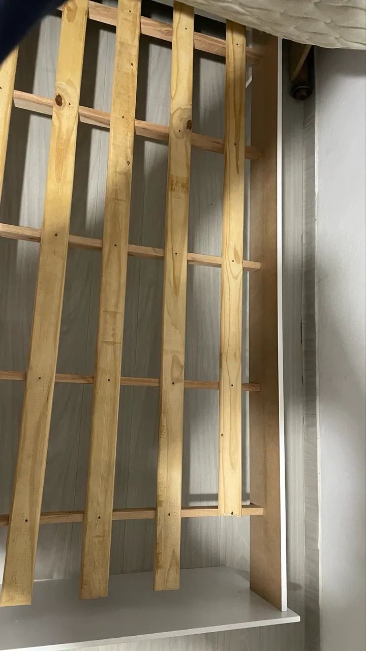 Cama de solteiro com guarda-roupa embutido - Foto 2