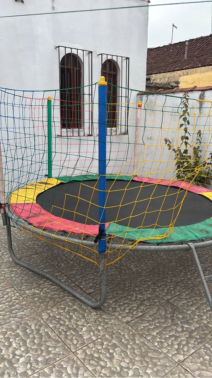 Cama elástica grande 