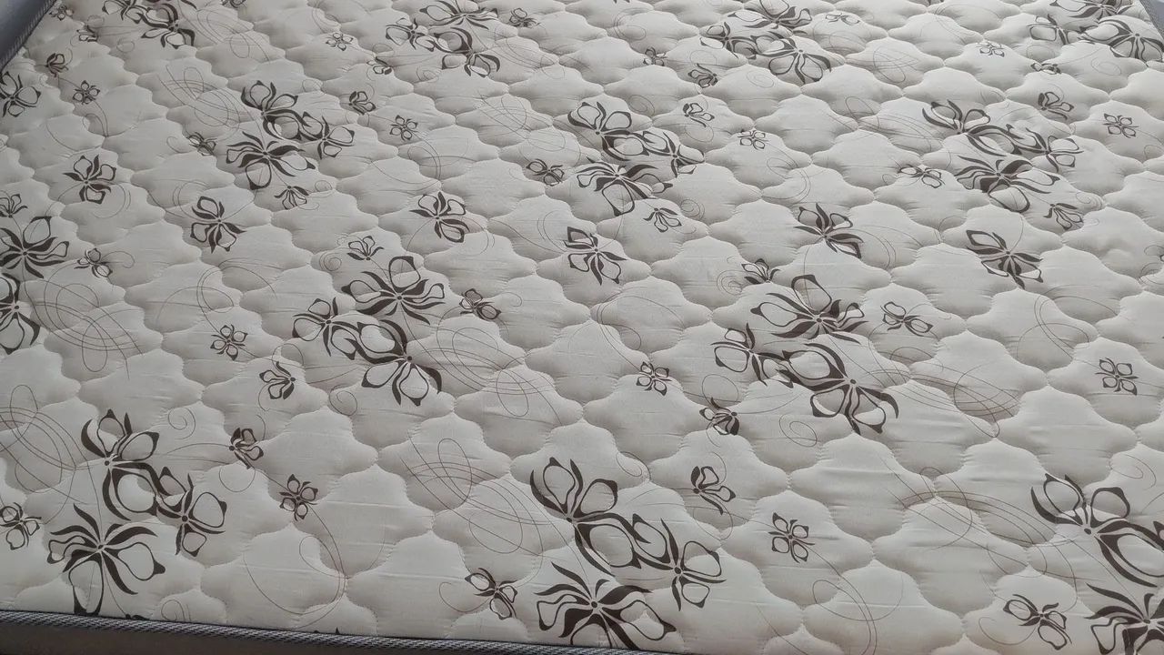 Cama de casal + colchão d45  - Foto 4