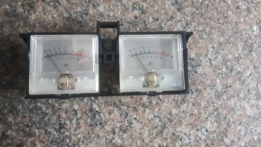 VU  PARA APARELHO DE SOM - Foto 3
