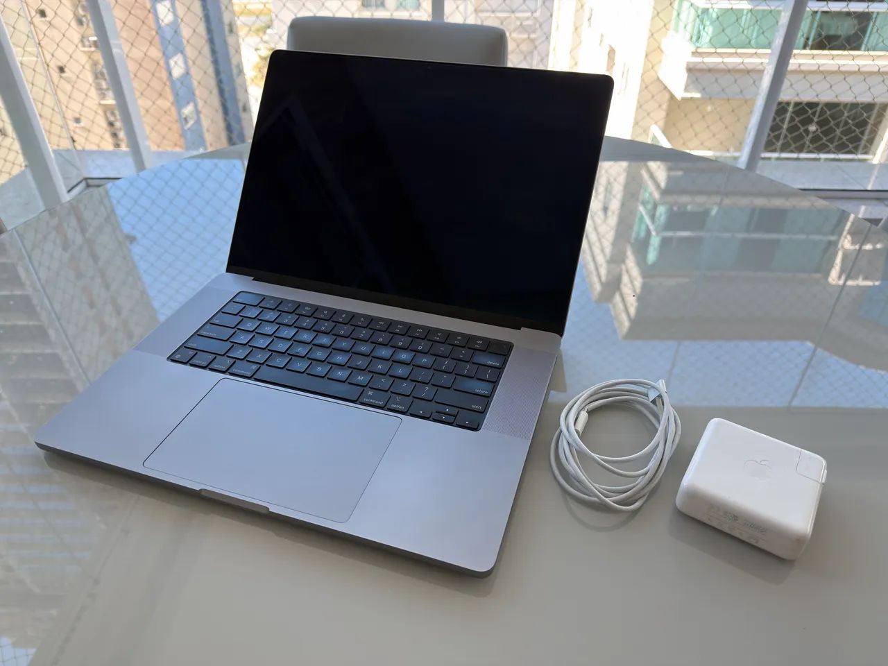MacBook Pro 16 M2 Pro 512gb - 140 ciclos  - Foto 4