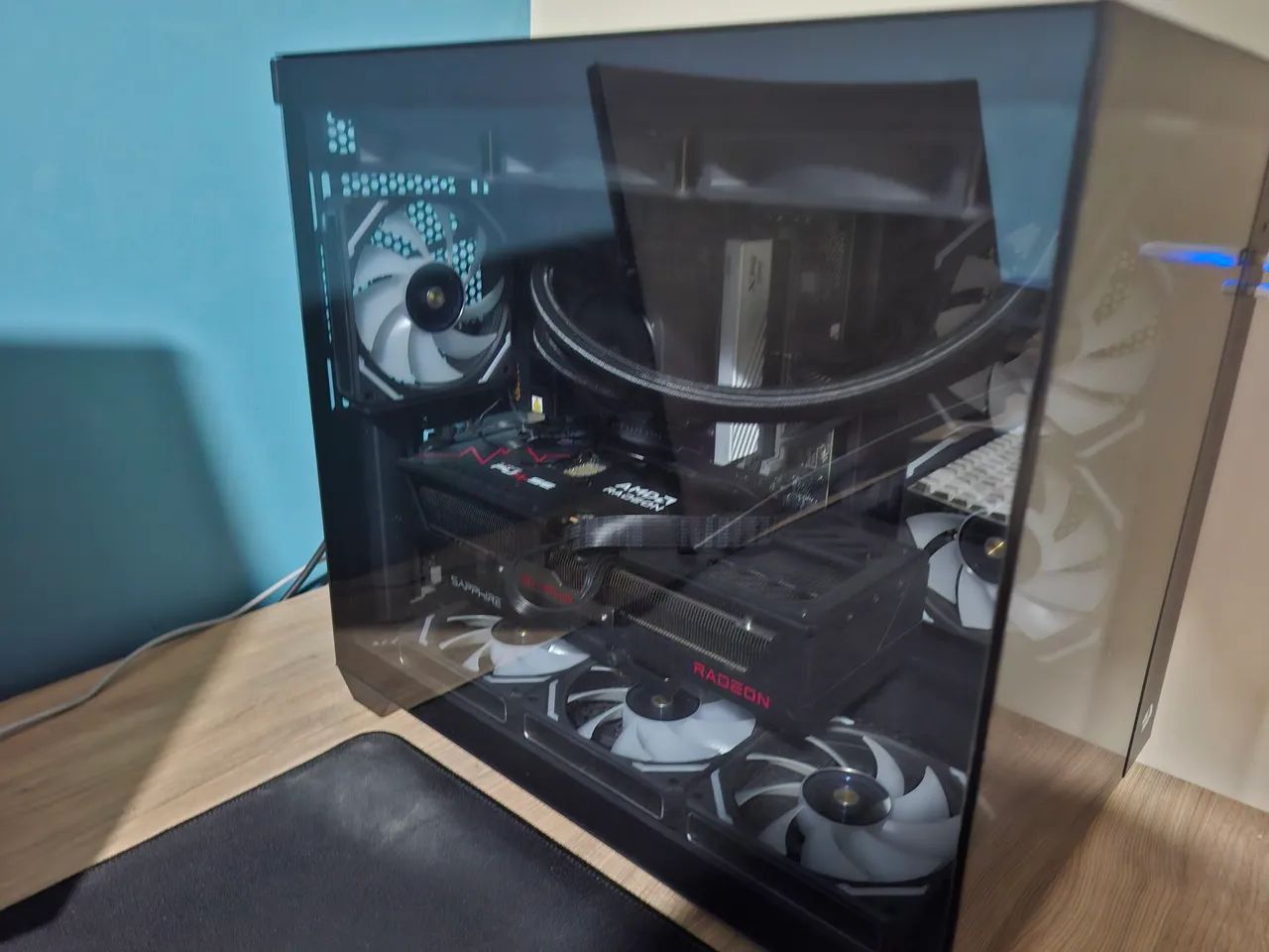 PC GAMER RYZEN 7 9800X3D RX9070XT 