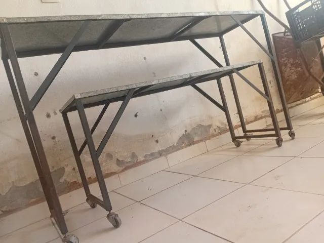 2 bancadas com rodízios. - Foto 3