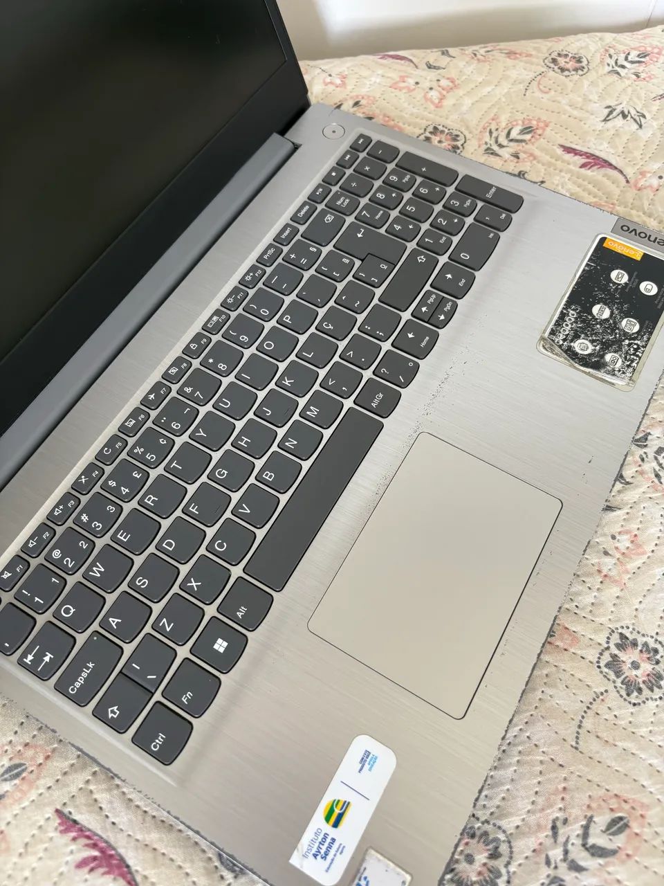 Vendo Notebook Lenovo Ideapad 3i  - Foto 2