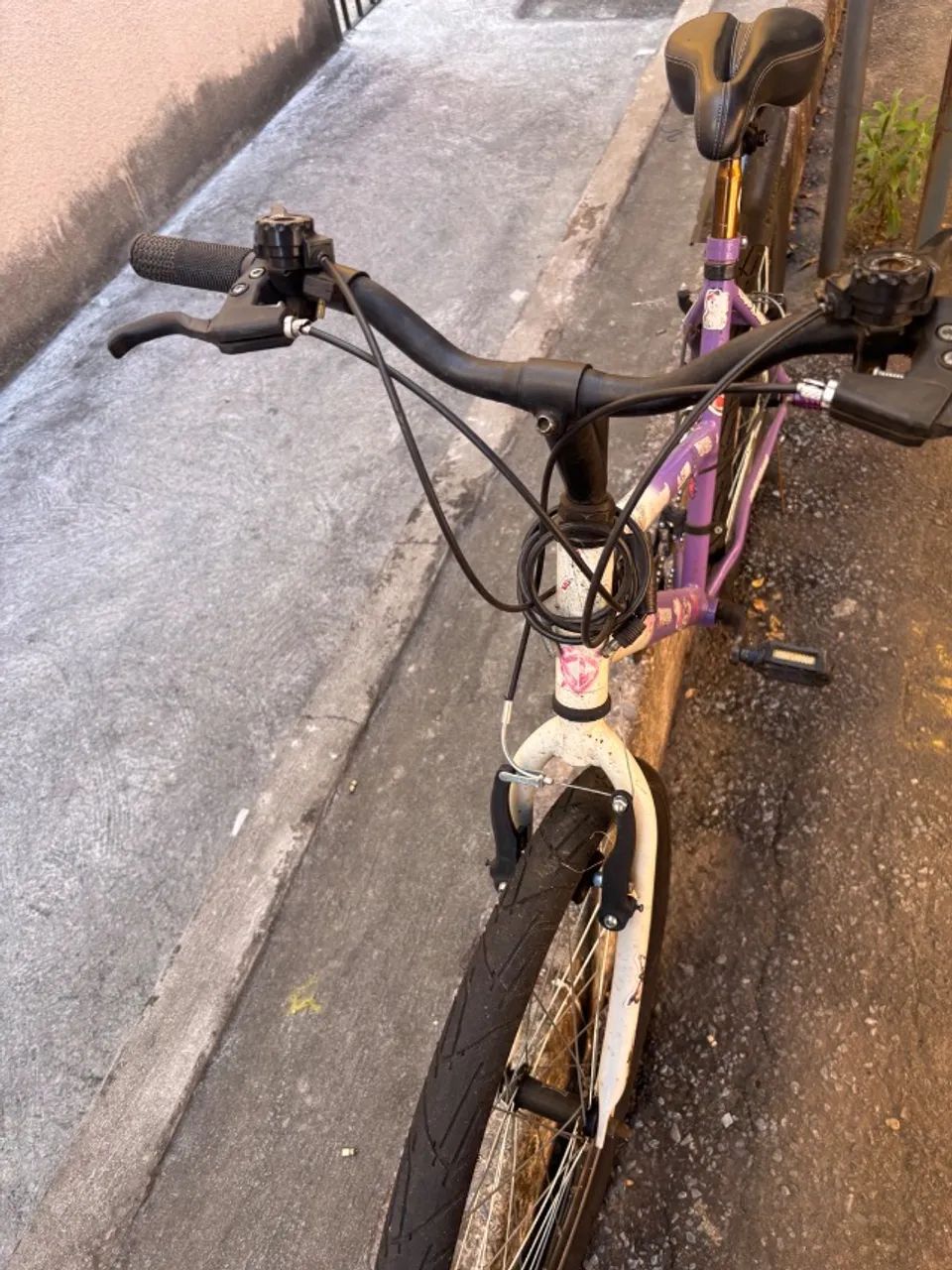 Bicicleta aro 26 em perfeito estado - Foto 4