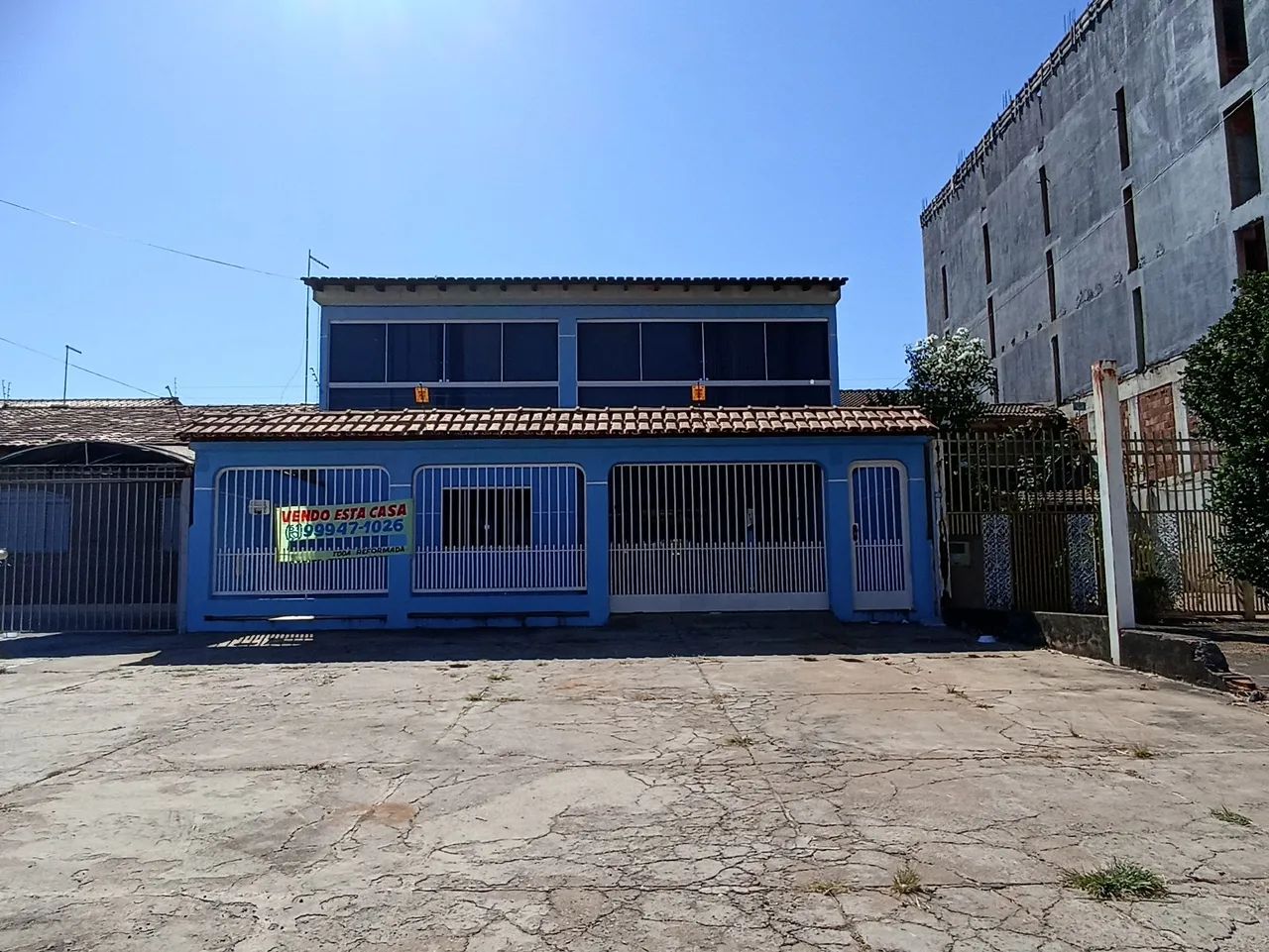Vendo casa sobrado desocupado 