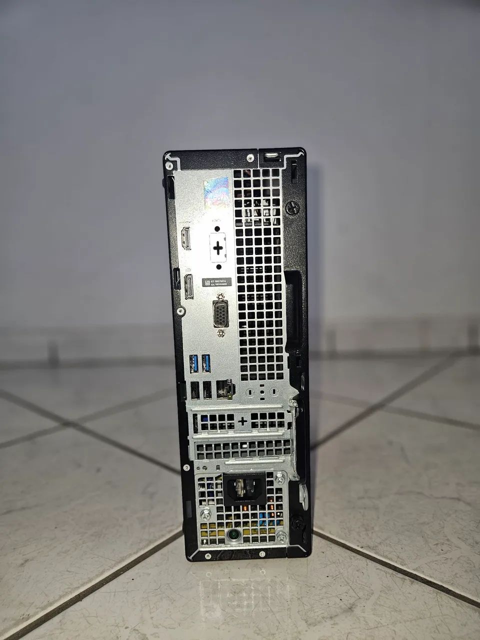 Dell OptiPlex SFF 7020  - Foto 2