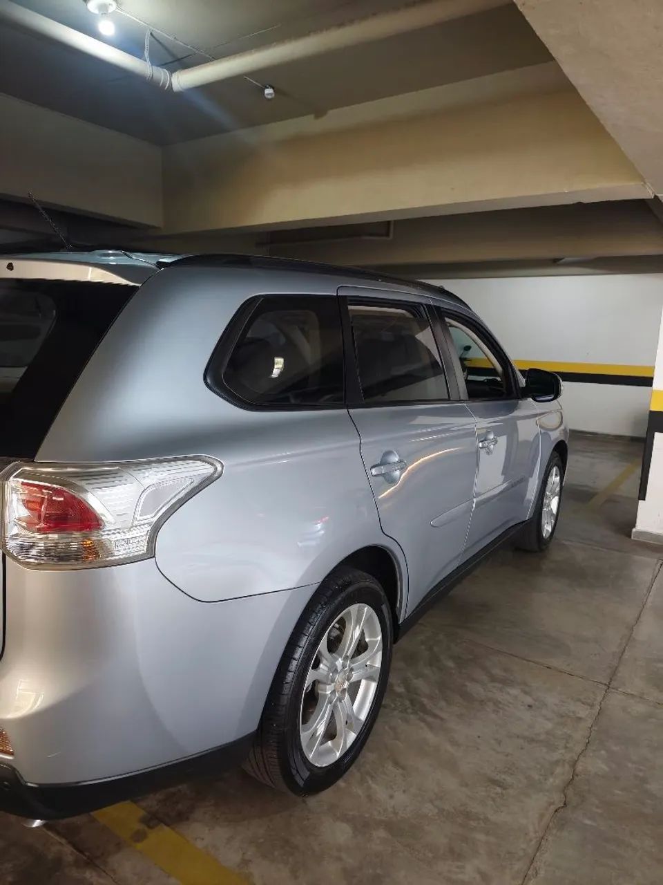 Mitsubishi Outlander 2.0 16V 160CV AUT. 2014