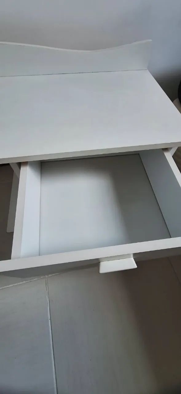 Mesa de Cabeceira em MDF - Foto 4