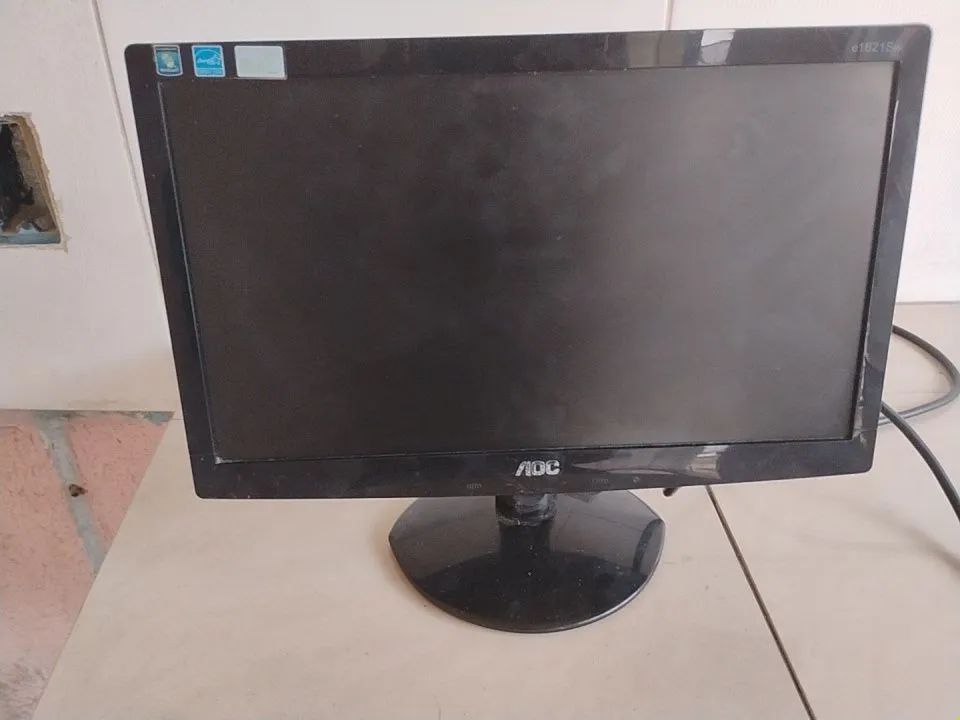 Monitor AOC 19? VGA funcionando