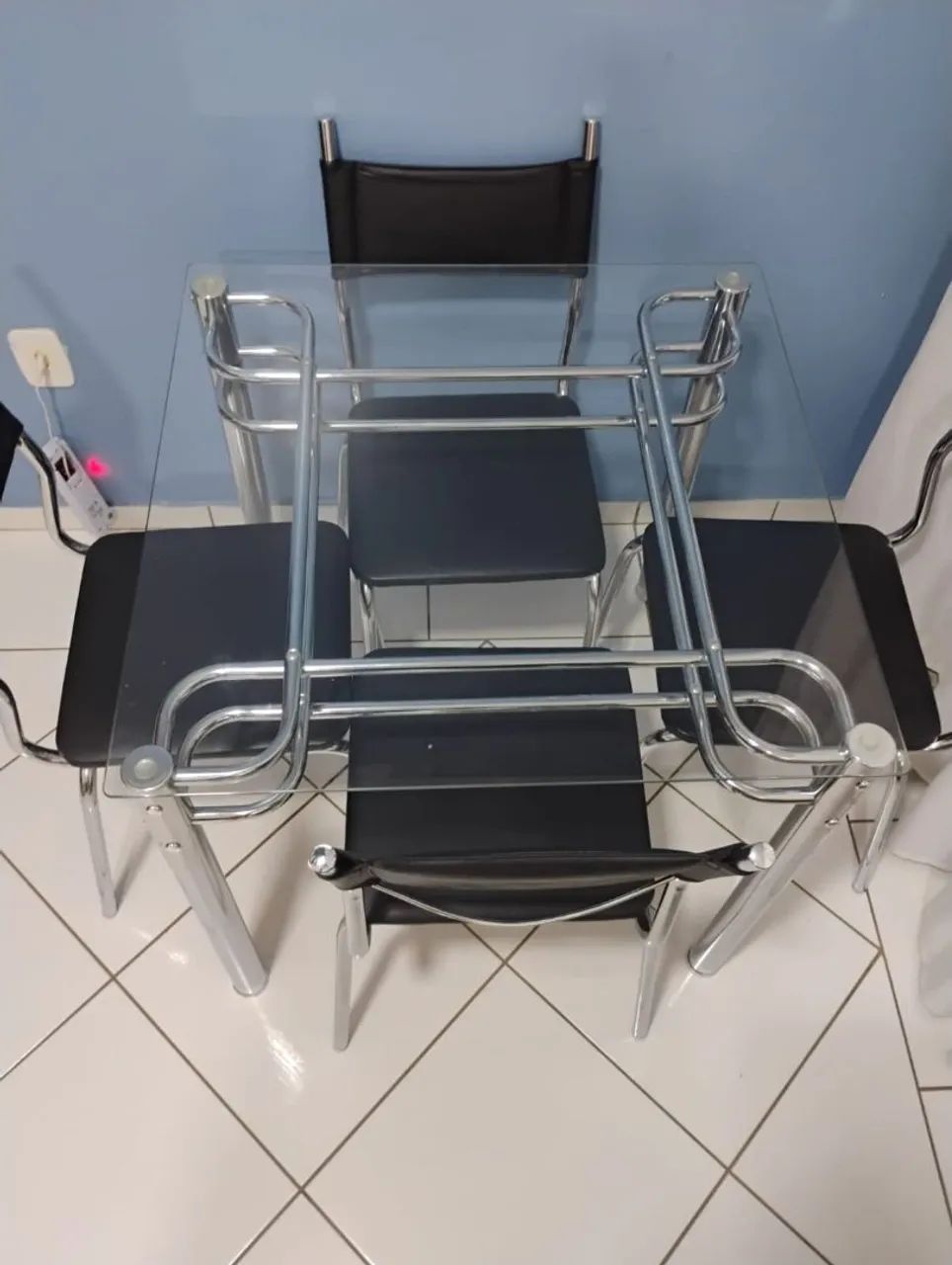 Conjunto de mesa de inox com 4 cadeiras  - Foto 2
