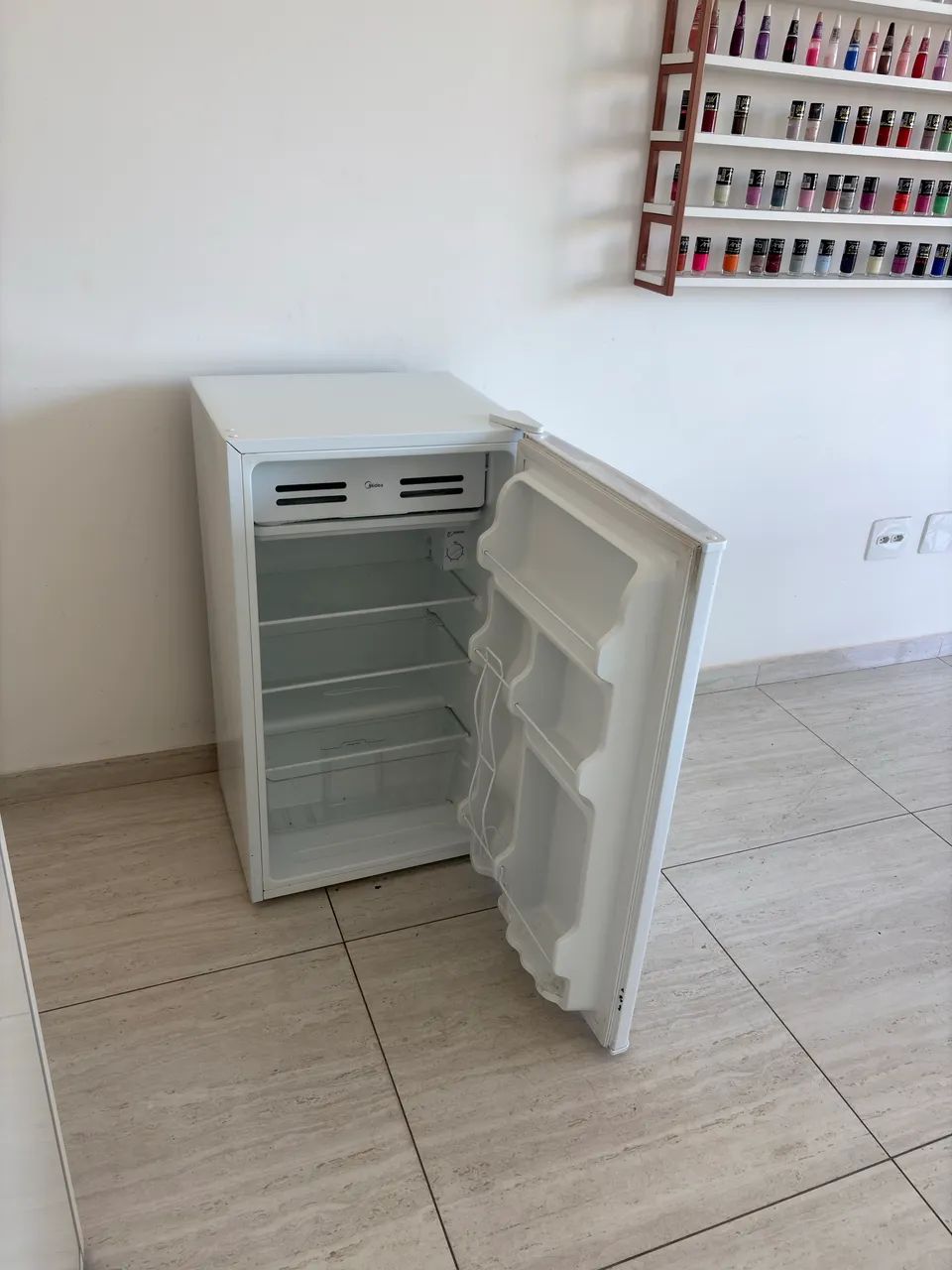 Frigobar midea 96l - Foto 5