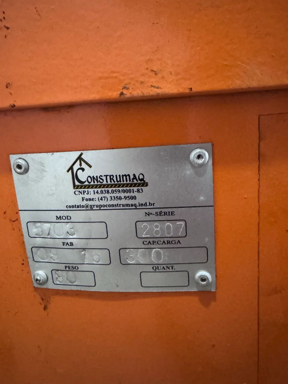 Balde Metálico de Concreto com descarga ( Grua) - Foto 2