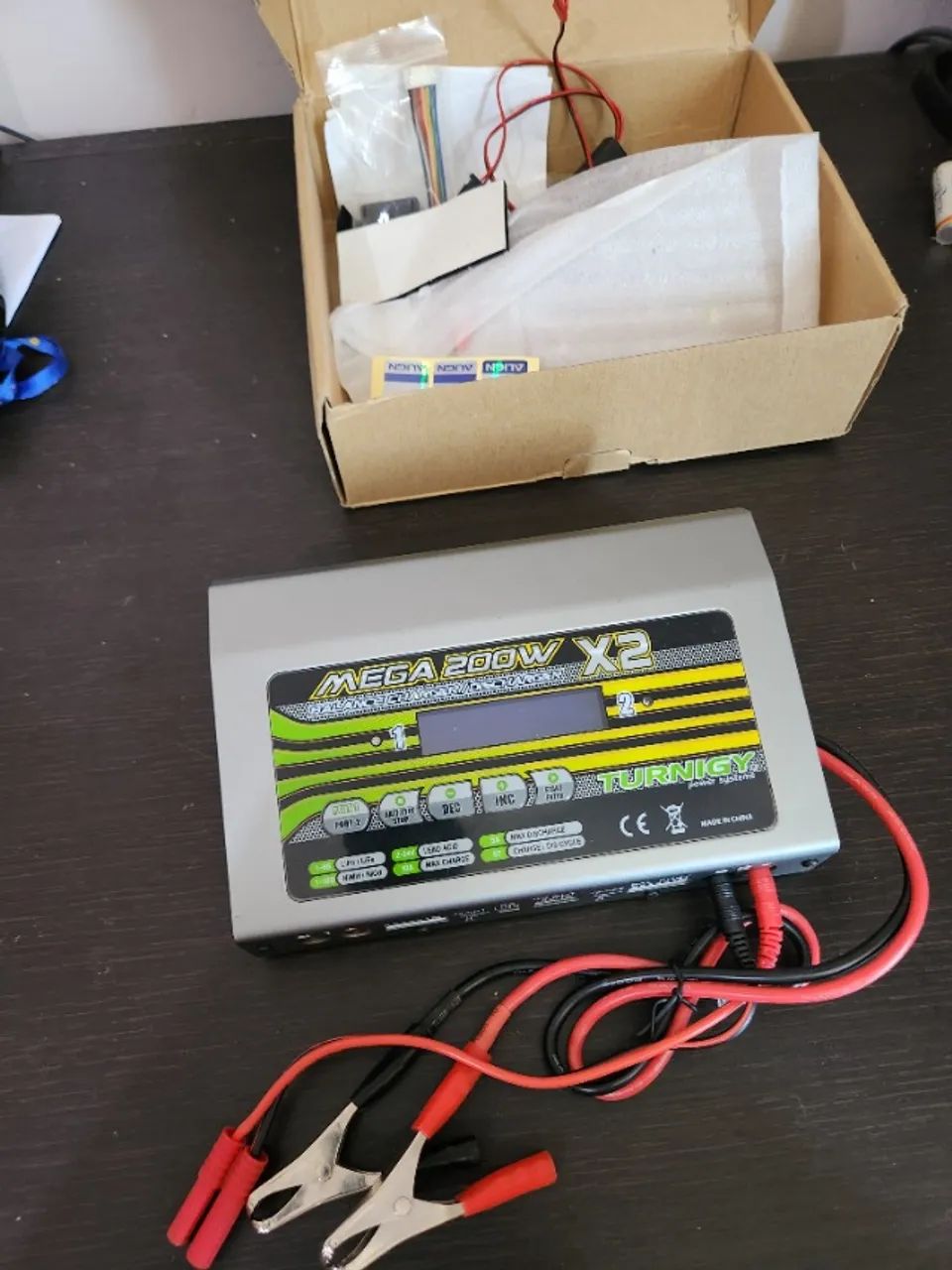 Turnigy mega 200Wx2 Carregador de bateria / descarregador (400w) V2 - Foto 4