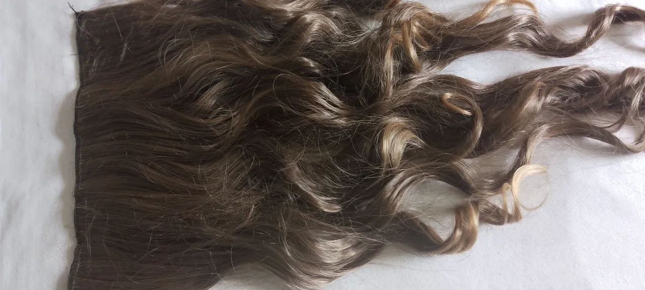 Apliques de cabelo tic tac.