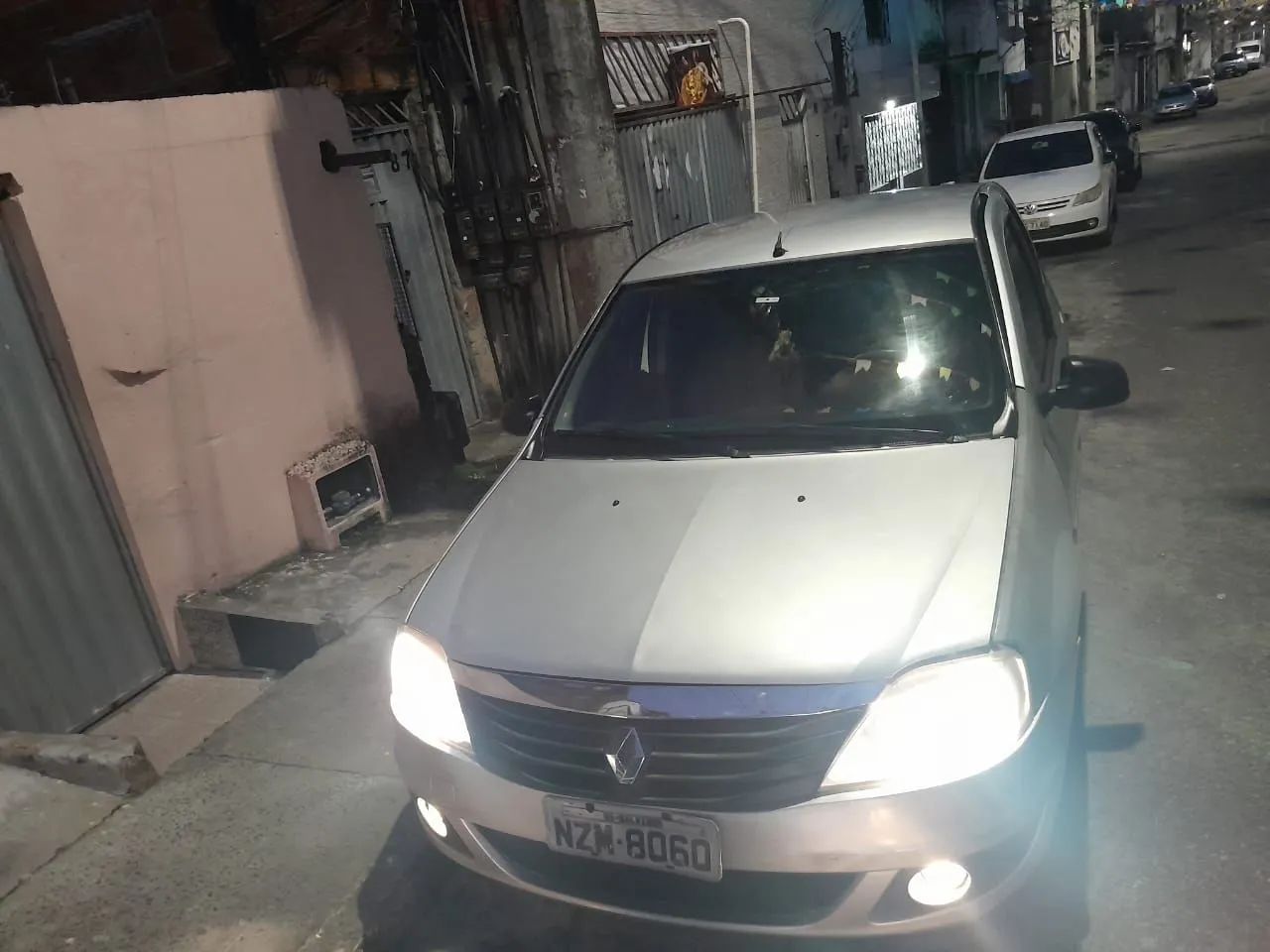 Renault Logan 2012