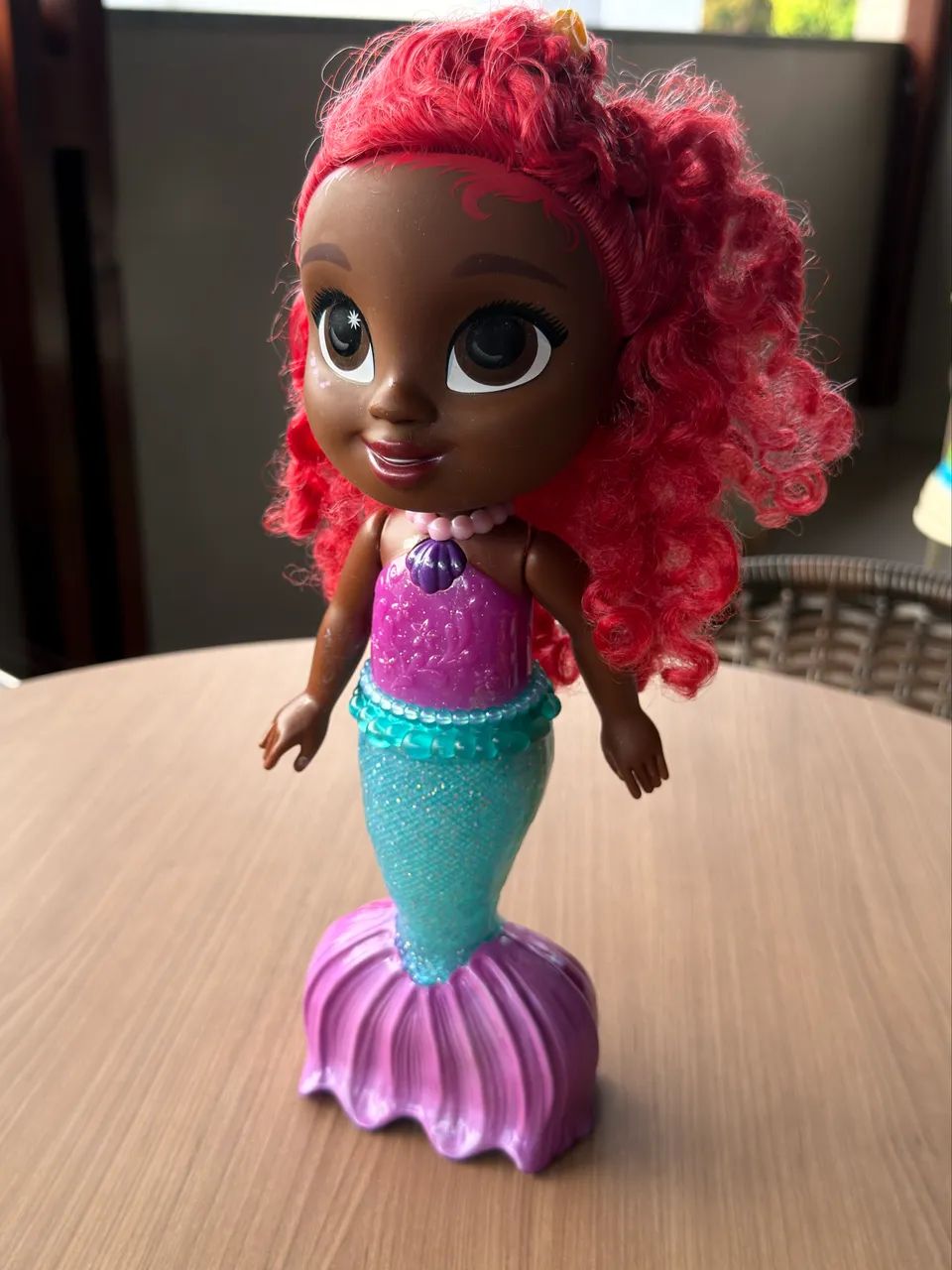 Boneca Sereia Interativa - Canta e Pode Molhar - Foto 2