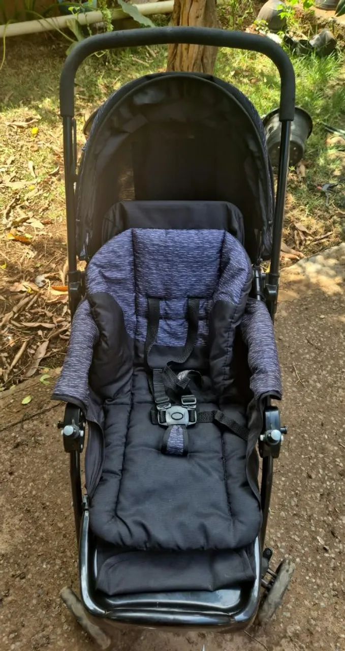 Carrinho de bebê + bebê conforto 300,00  - Foto 4