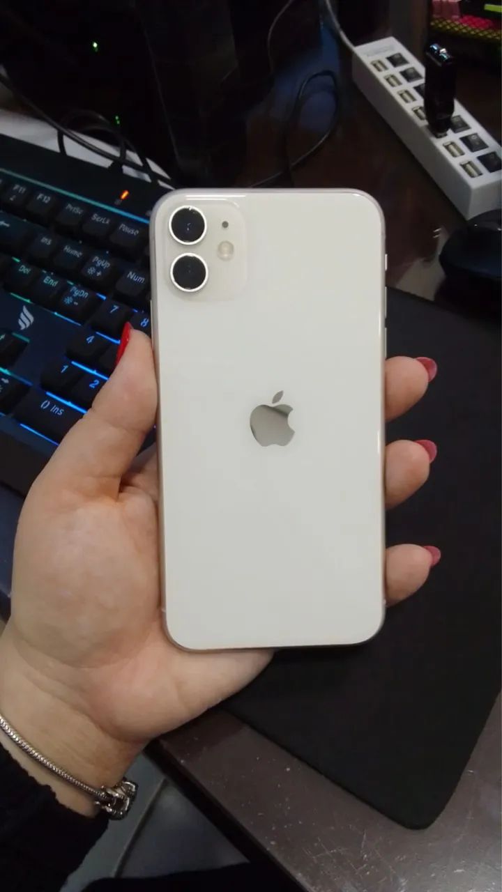 Vendo IPhone 11 - Foto 2