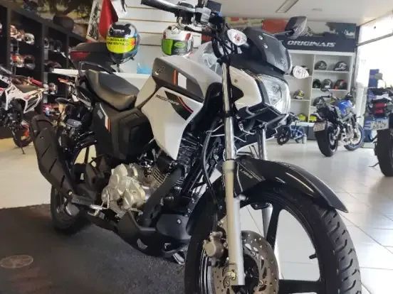 Yamaha YBR 150 Factor 150 cc  - Foto 3