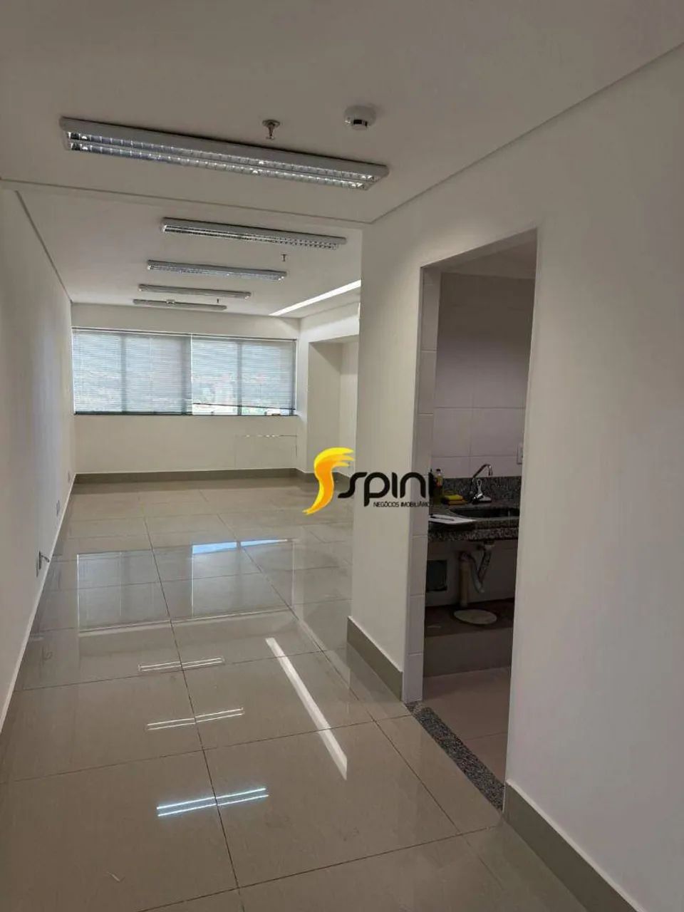 Sala para alugar, 50 m² Brasil - Uberlândia/MG - Foto 4