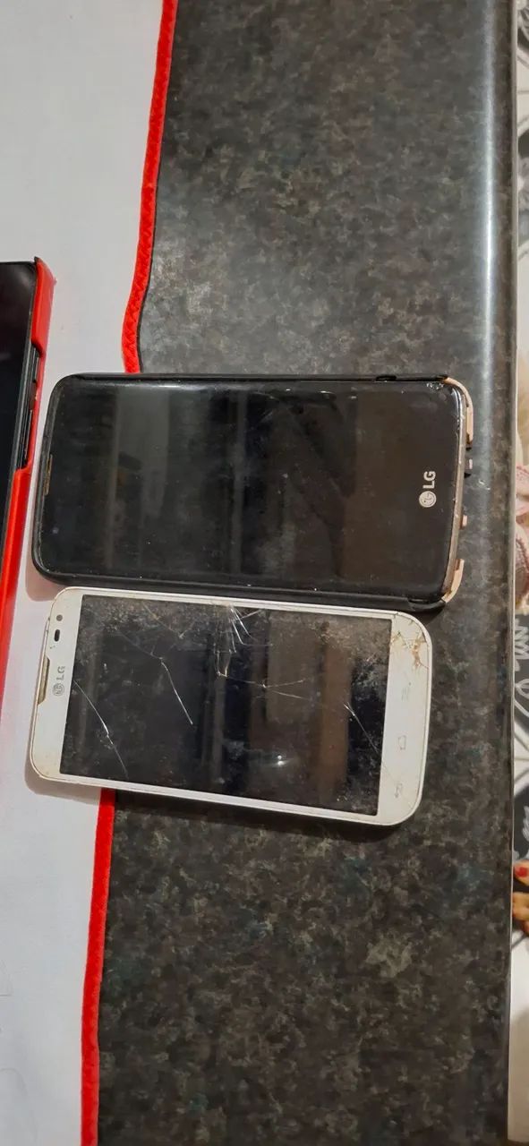 Celular pra usar peças 