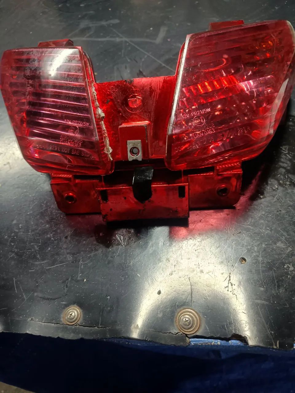 Lanterna traseira de moto marca cotycom 300
