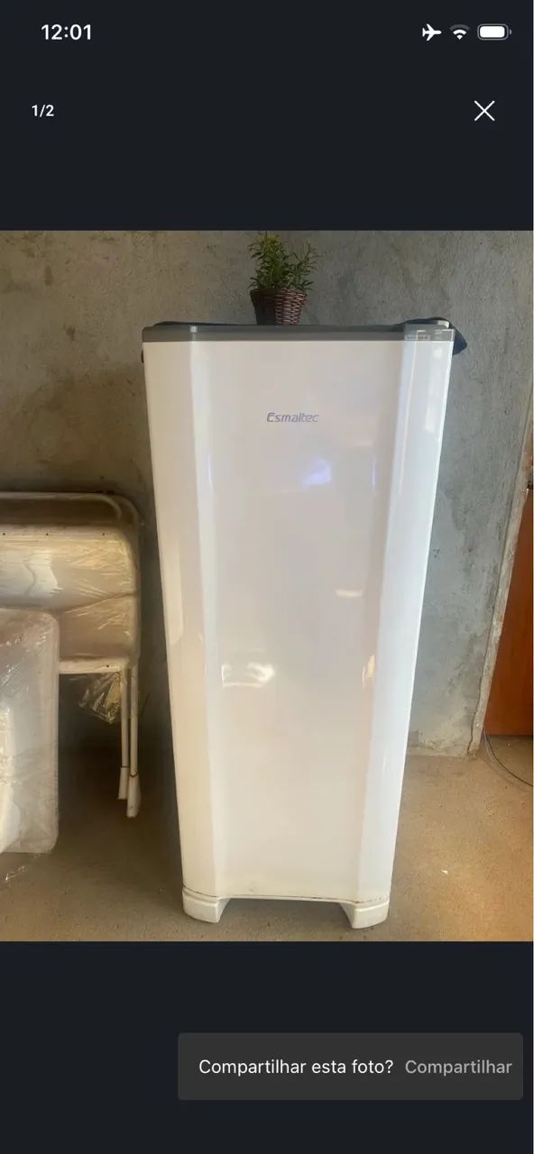 Geladeira esmaltec 