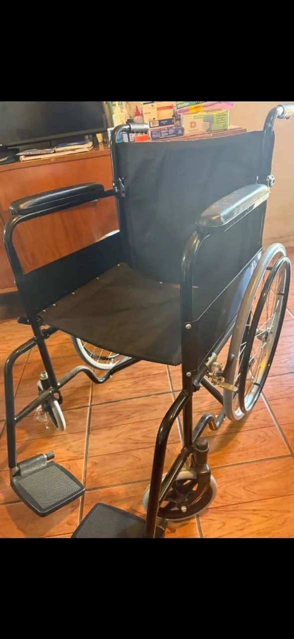 Cadeira de rodas  - Foto 2