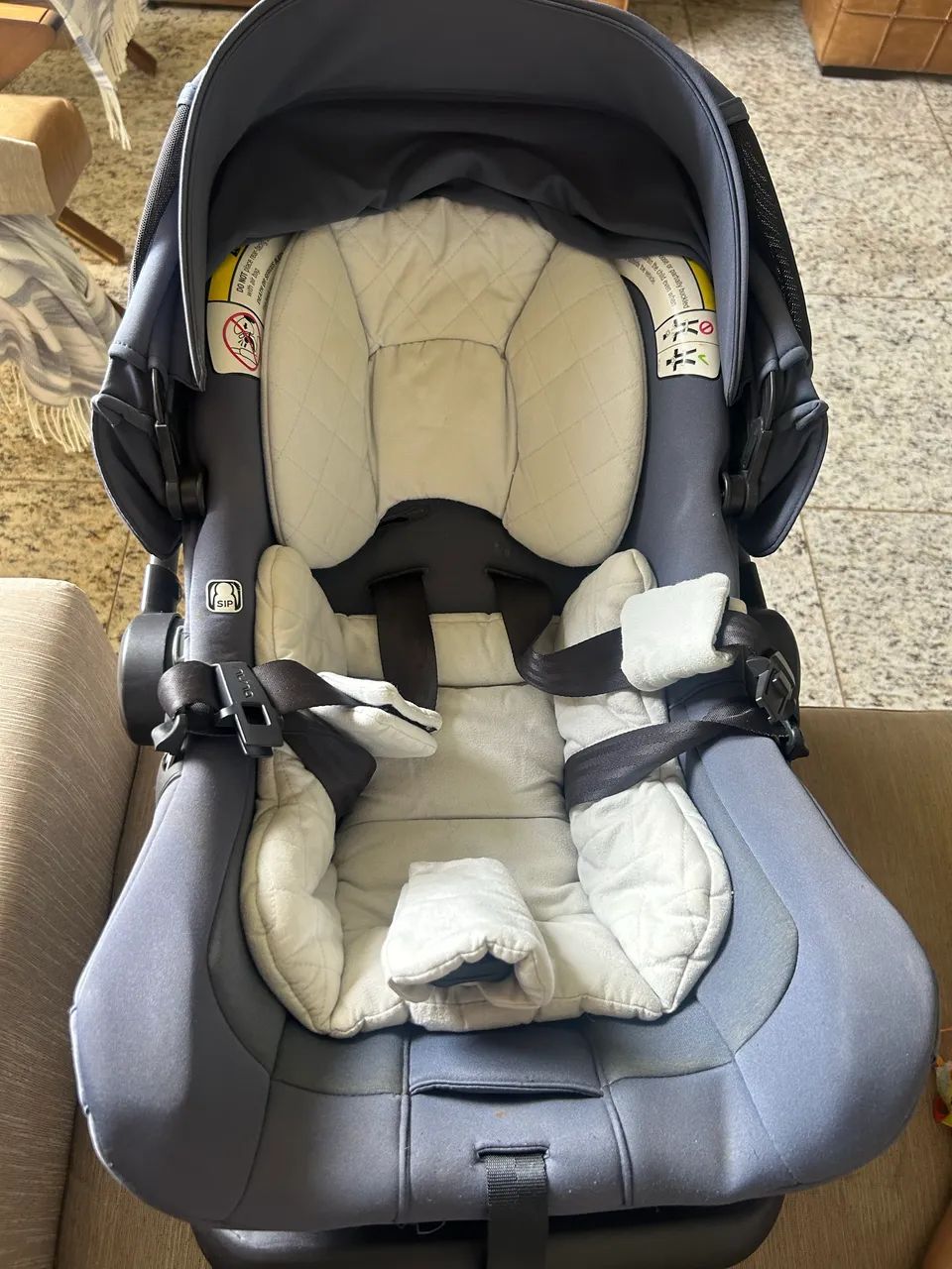 Bebê conforto mais leve: Nuna light Pipa 