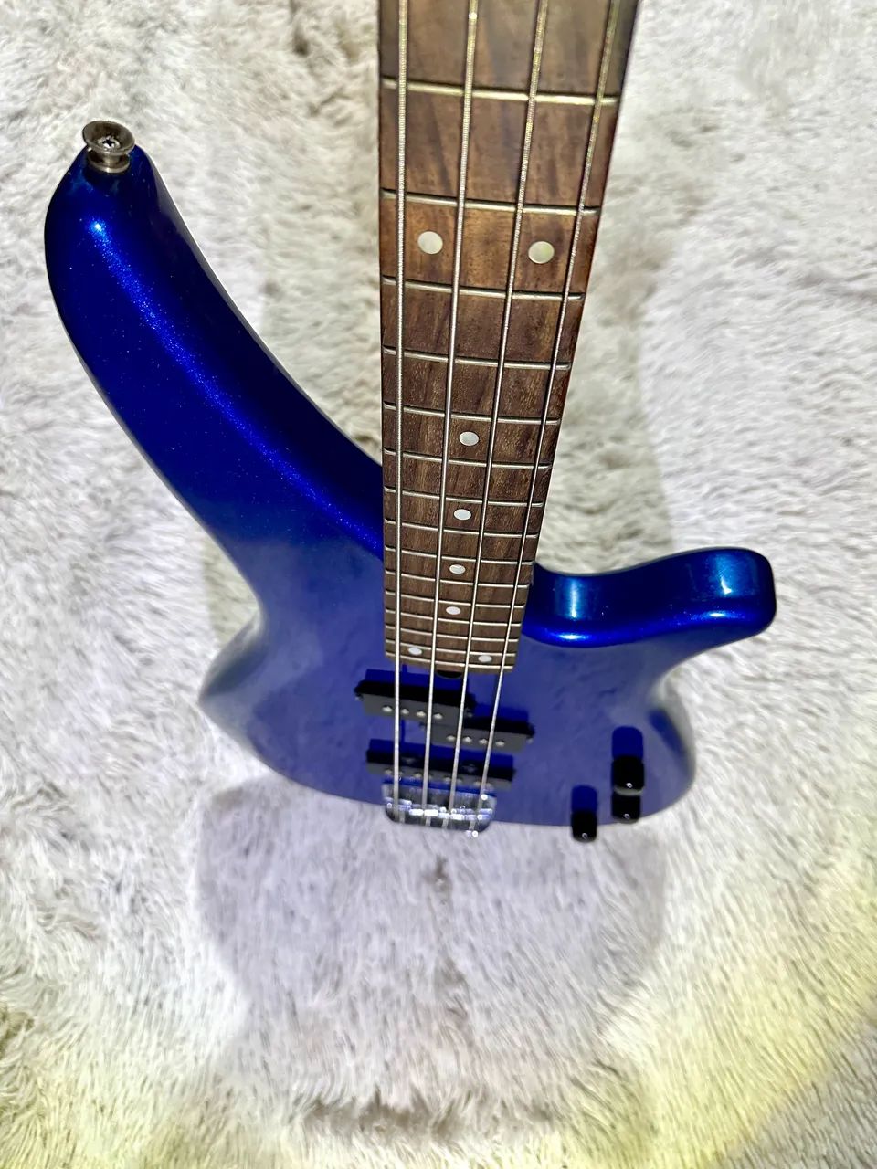 Contra baixo YAMAHA RBX 170