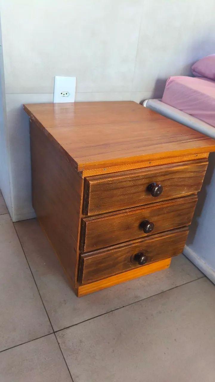 Vendo mesa de cabeceira - Foto 2