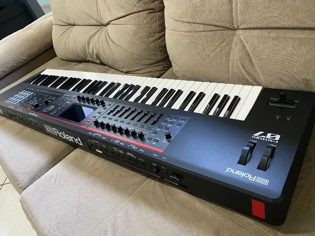 Teclado Fantom 07 Roland - Impecável Workstation Sintetizador