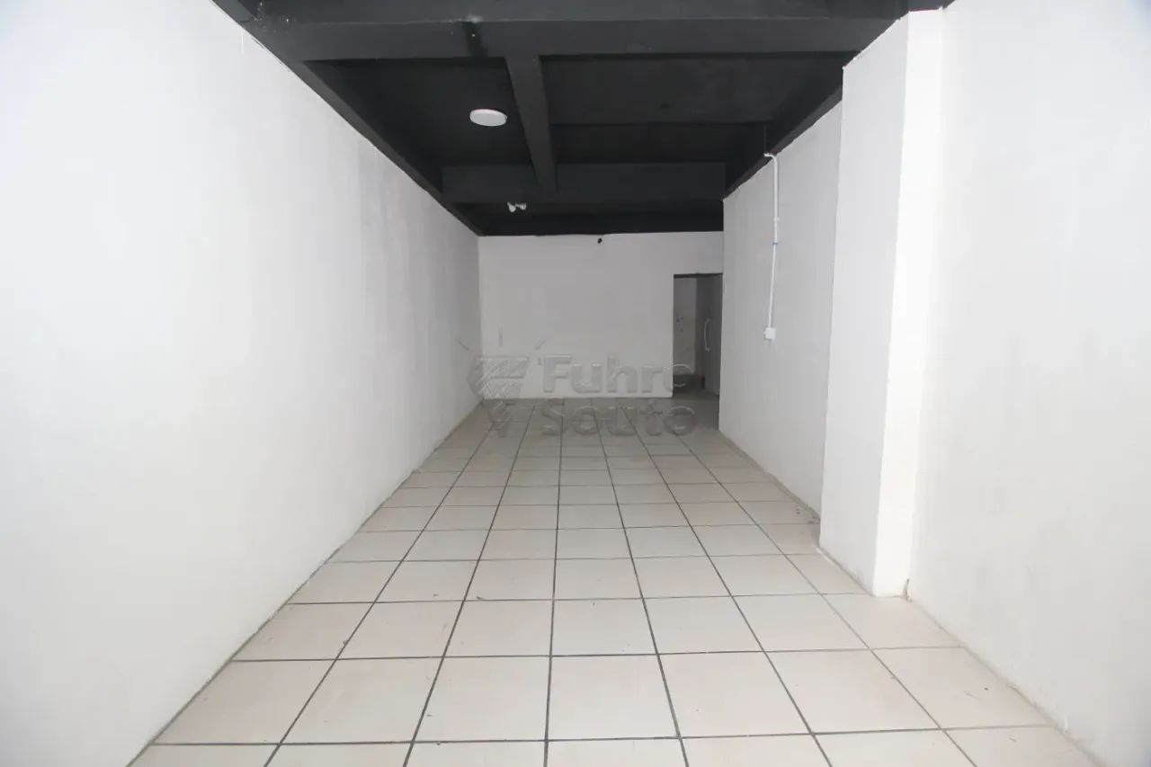 Espaço Comercial Versátil - 300 m² para o Seu Negócio! - Foto 3
