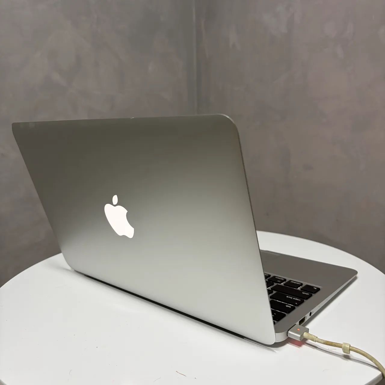 Macbook Air 11? (A1465, 2013) - Notebooks - Nova Parnamirim