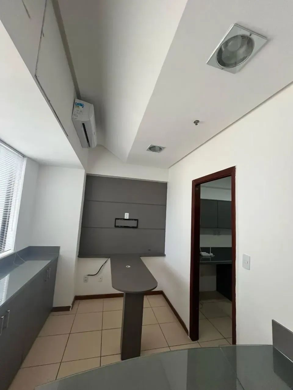 Alugo Sala Comercial, 33 m2 , Parque Boa Vista