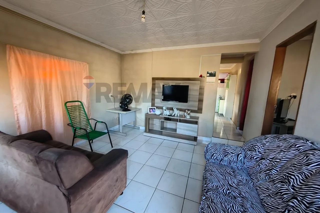 CASA NO JARDIM PIRACEMA