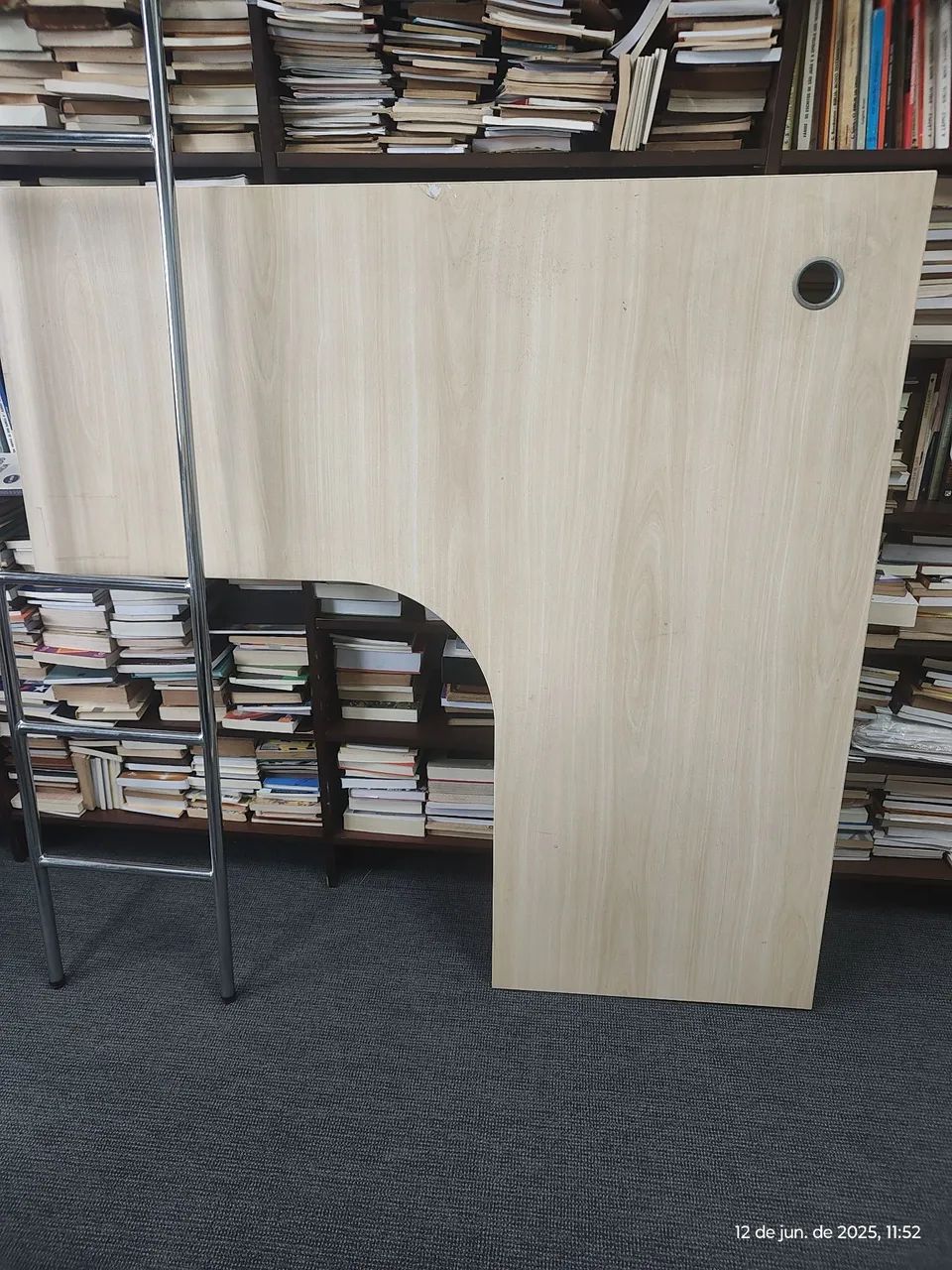 ÓTIMA MESA P/ESCRITÓRIO 