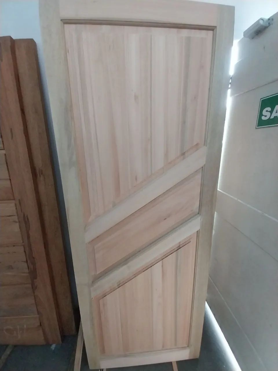Porta diagonal externa eucalipto 