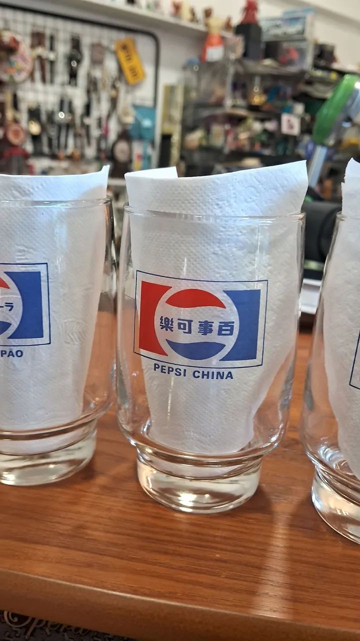 Pepsi Copos anos 80 Países ainda novos  - Foto 3