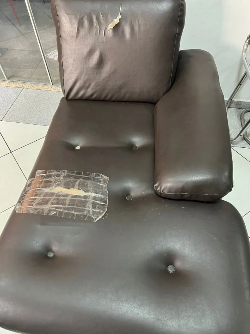 Sofá 3 lugares + chaise - leia descrição completa - Foto 4