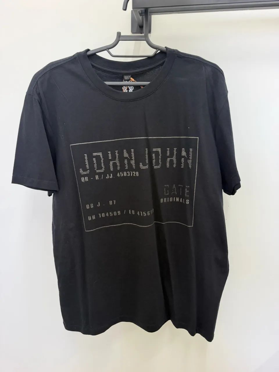 Camiseta John John