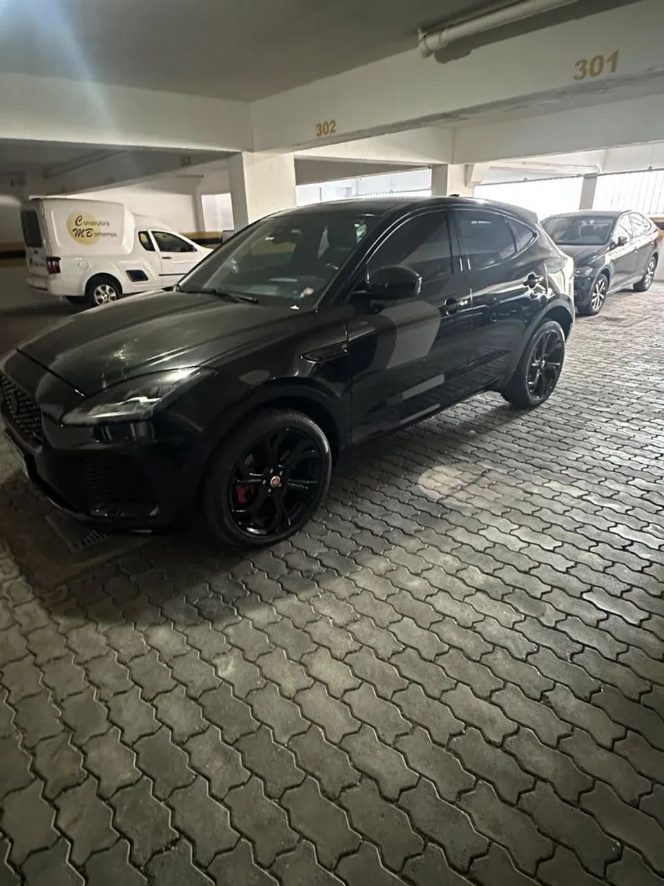 Jaguar E-Pace First Edition 2.0 AWD 249cv Aut. 2018 - Foto 4
