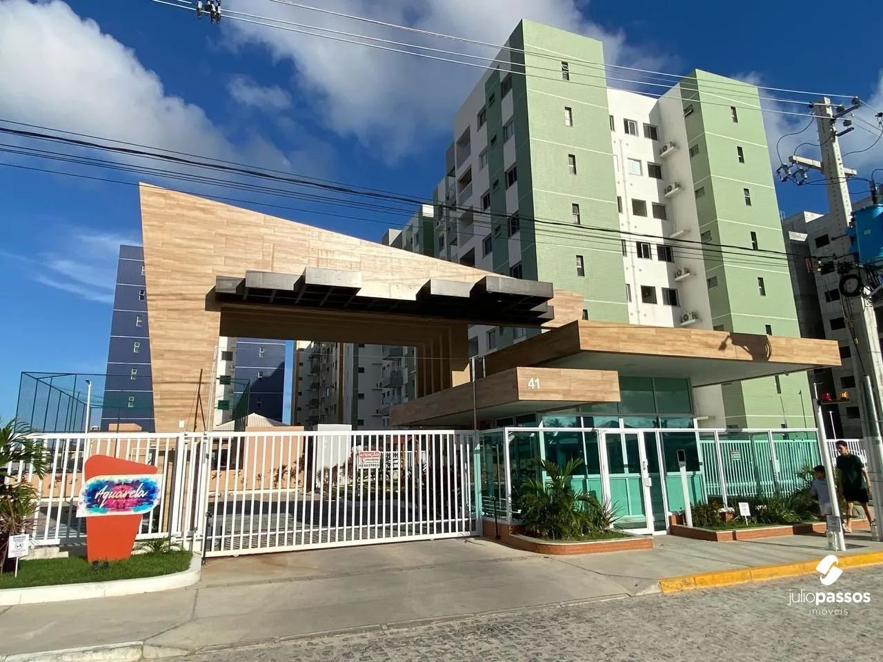 Apartamento para Alugar, no condomínio Aquarela Parque  3 Quartos, Suíte e Gara
