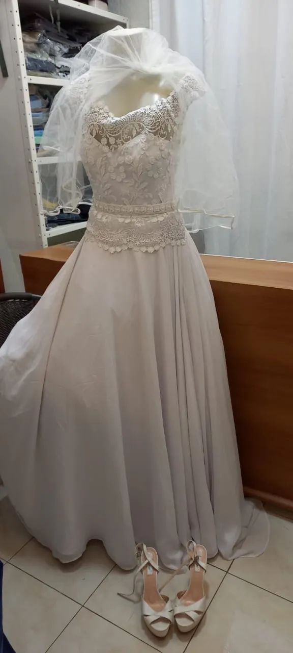 Vestido de Noiva -Tamanho 38 - Foto 4