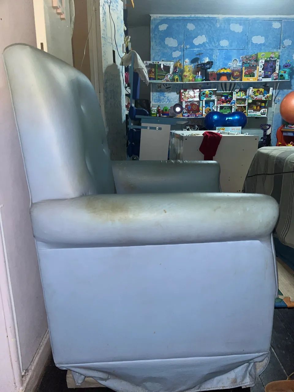 Poltrona com banco para os pés  - Foto 3