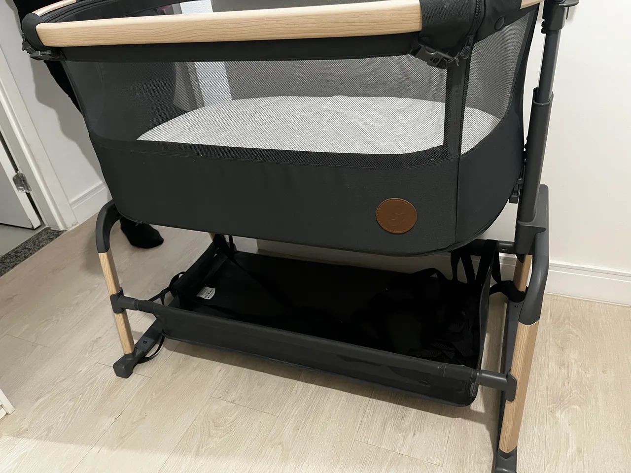 Berço Iora Air Maxi-cosi Beyond Graphite Cor Cinza