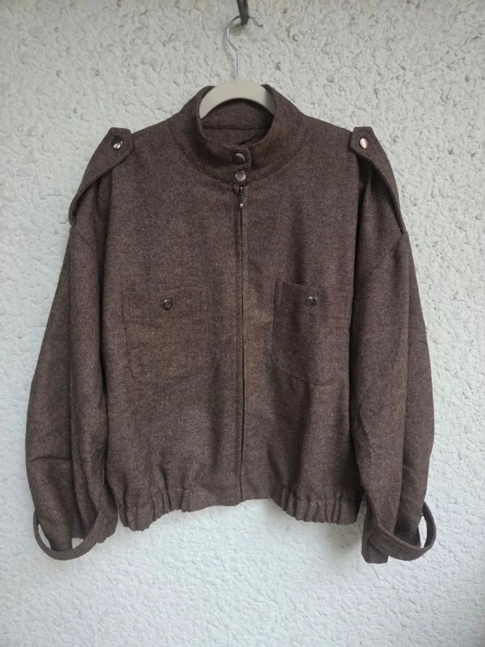 Jaqueta bomber alfaiataria com lã Unique Chic