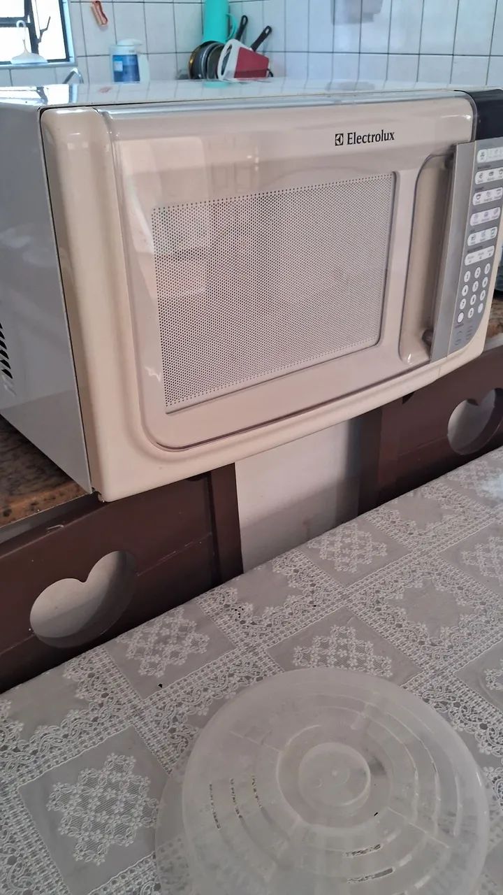 Micro Ondas Eletrolux 31L - Foto 3